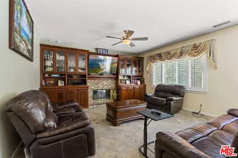 Living - 8256 Daisy Ln, Riverside, CA 92508 photo 2 of 2