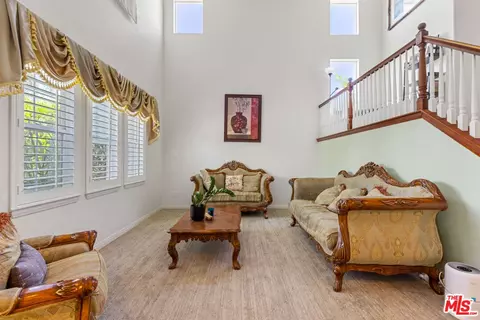 Living - 8256 Daisy Ln, Riverside, CA 92508 photo 1 of 2