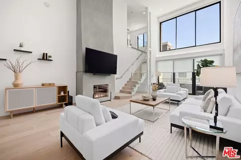 8455 Fountain Ave #621, West Hollywood, CA 90069