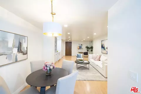 10751 Wilshire Blvd #704, Los Angeles, CA 90024
