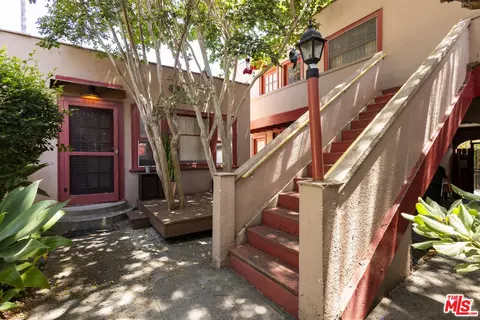 Exterior - 924 Marco Pl, Venice, CA 90291 photo 5 of 11