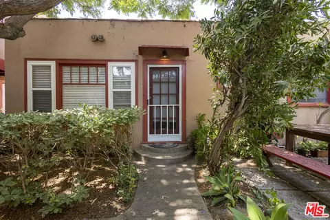 Exterior - 924 Marco Pl, Venice, CA 90291 photo 4 of 11