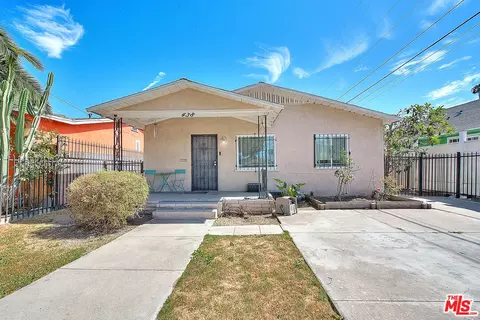 438 W 84th Pl, Los Angeles, CA 90003