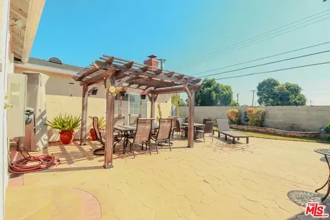 13928 S Northwood Ave, Compton, CA 90222 photo 7