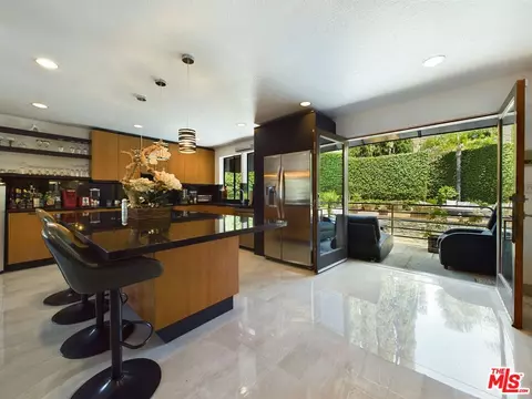 5038 Clavel Ct, Woodland Hills, CA 91364