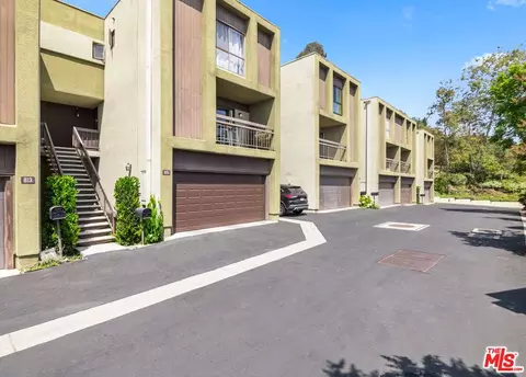 815 Temple Ter, Los Angeles, CA 90042