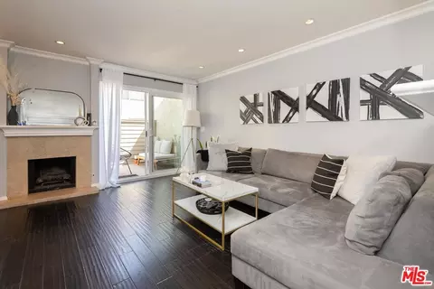 11744 Moorpark St #O, Studio City, CA 91604