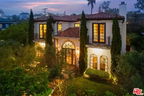 592 Radcliffe Ave, Pacific Palisades, CA 90272