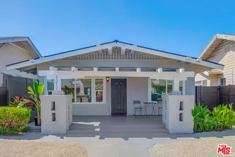 1212 W 53rd St, Los Angeles, CA 90037