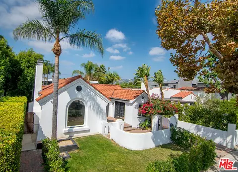 623 N Fuller Ave, Los Angeles, CA 90036