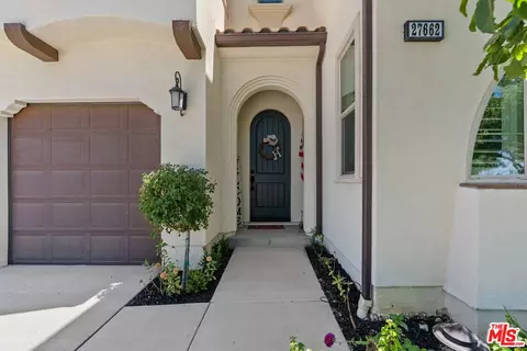 27662 Turnleaf Ct, Saugus, CA 91350