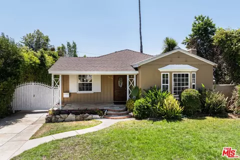 1064 Harvard St, Santa Monica, CA 90403