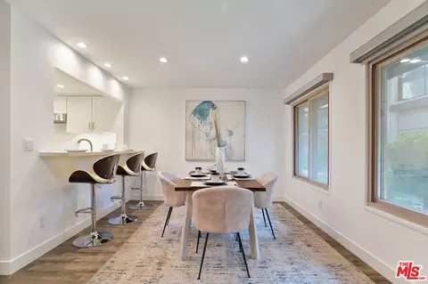 6716 Clybourn Ave #124, North Hollywood, CA 91606