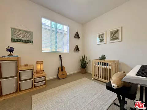 Bedroom - 7611 N Courage Way, Van Nuys, CA 91405 photo 4 of 5