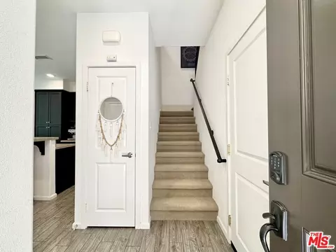 Entry Way - 7611 N Courage Way, Van Nuys, CA 91405 photo 1 of 2