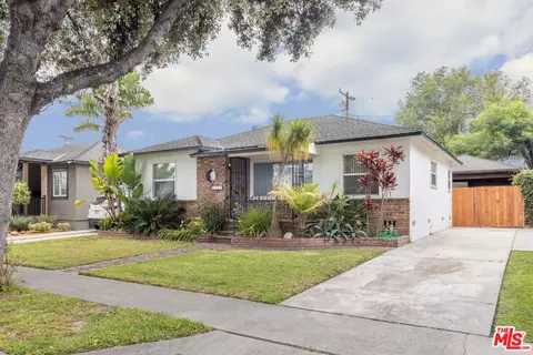 6222 Village Rd, Lakewood, CA 90713