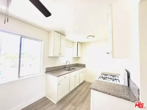 412 N Mayo Ave, Compton, CA 90221 photo 10