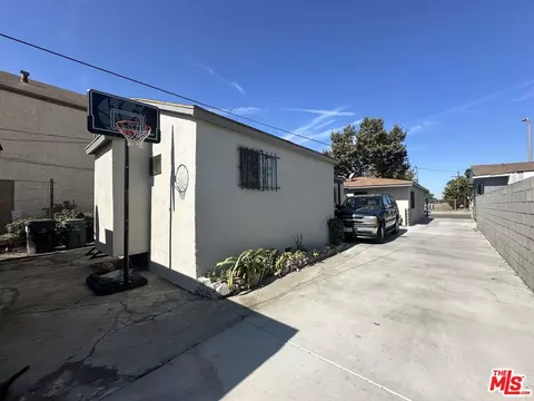 12414 S Wilmington Ave, Compton, CA 90222 photo 7