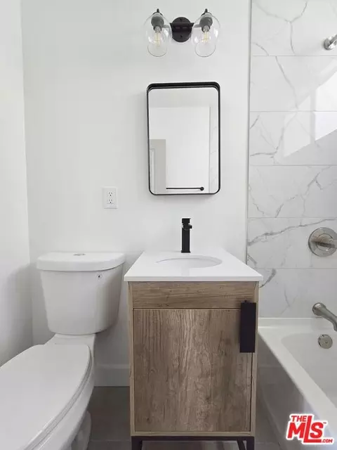 Bath - 1128 Irving Ave, Glendale, CA 91201 photo 2 of 3