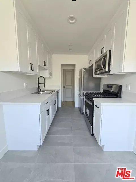 Kitchen - 1128 Irving Ave, Glendale, CA 91201 photo 2 of 2