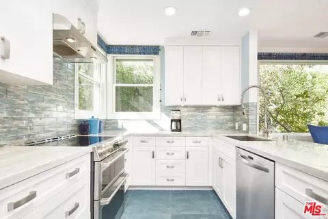 846 Commonwealth Ave, Venice, CA 90291 photo 3
