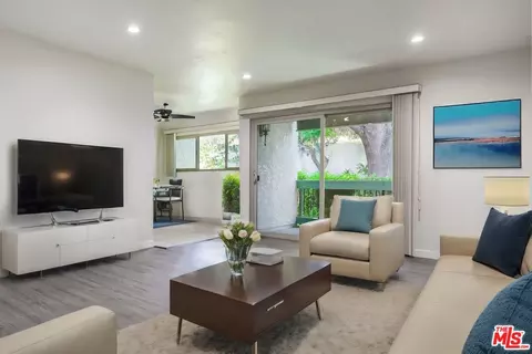 23675 Park Capri #22, Calabasas, CA 91302