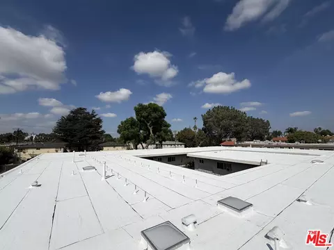 6840 Kester Ave, Van Nuys, CA 91405 photo 4