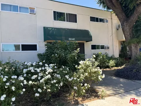 6840 Kester Ave, Van Nuys, CA 91405 photo 2