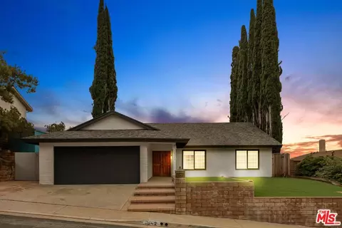 18542 Dylan St, Porter Ranch, CA 91326