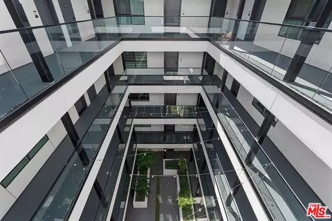 321 S Oxford Ave #603, Los Angeles, CA 90010