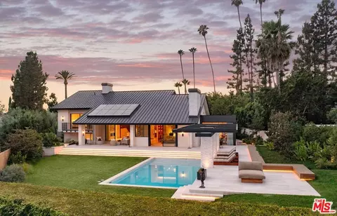 984 N Alpine Dr, Beverly Hills, CA 90210