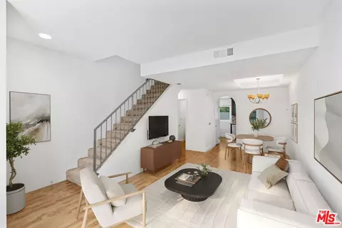 5259 Vantage Ave #5, Valley Village, CA 91607