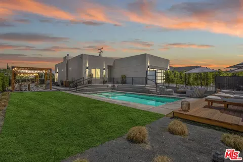 67600 Broken Arrow Ln, Desert Hot Springs, CA 92241