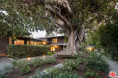 Undisclosed, Santa Monica, CA 90402