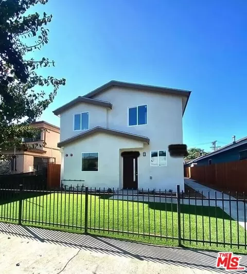 1128 E 28th St, Los Angeles, CA 90011