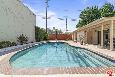 Exterior - 1216 Ethel St, Glendale, CA 91207 photo 8 of 10