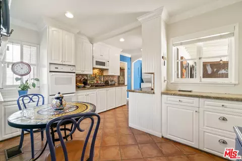 Kitchen - 1216 Ethel St, Glendale, CA 91207 photo 2 of 2