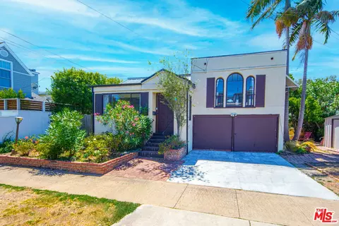 14816 Drummond St, Pacific Palisades, CA 90272