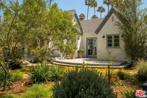 5704 S Rimpau Blvd, Los Angeles, CA 90043