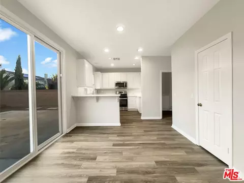43893 44th St #W, Lancaster, CA 93536 photo 13