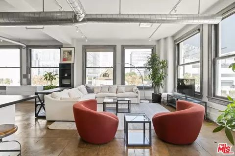 108 W 2nd St #202, Los Angeles, CA 90012