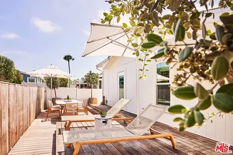 29500 Heathercliff Rd #3, Malibu, CA 90265