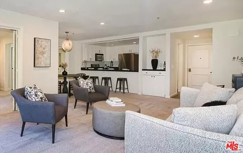 880 W 1st St #211, Los Angeles, CA 90012