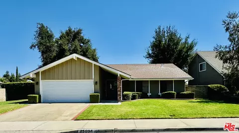 25004 Avenida Balita, Valencia, CA 91355