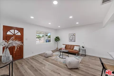 8605 Penny Dr, Riverside, CA 92503 photo 4