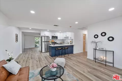 8605 Penny Dr, Riverside, CA 92503 photo 5