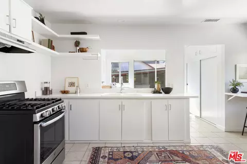 400 W Maple St, Glendale, CA 91204 photo 11