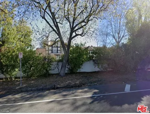5500 Vanalden Ave, Tarzana, CA 91356