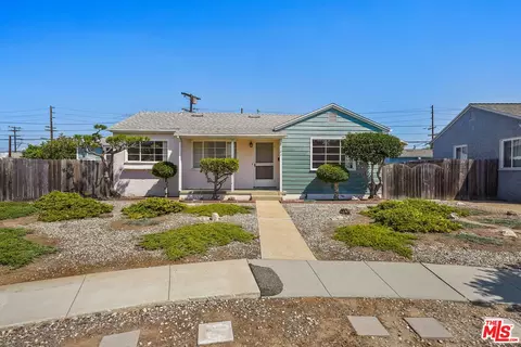 2121 W 152nd St, Gardena, CA 90249