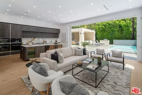 354 Westbourne Dr, West Hollywood, CA 90048